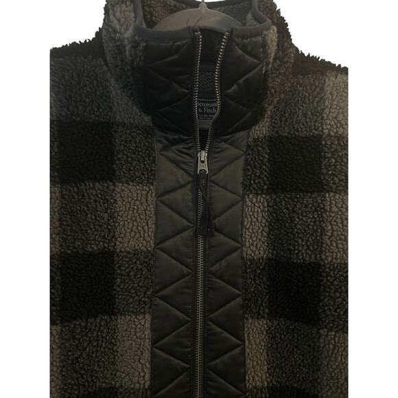 Abercrombie & Fitch Women Fleece Jacket Medium Black Gray Check Quilted Pockets - Picture 1 of 7